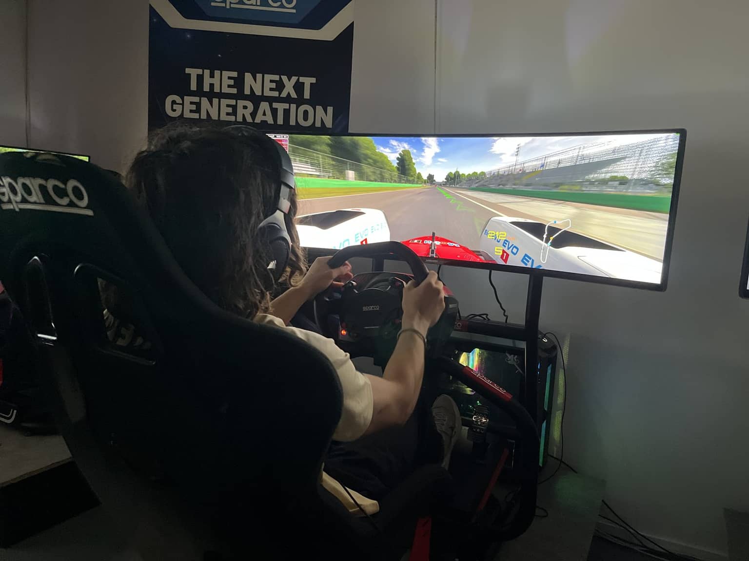Team building insolite à Douai : simulateurs F1, Mirage 2000 et réalité virtuelle
